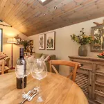 The Badger's Shack *