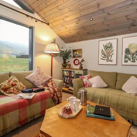 The Badger's Shack * Kendal